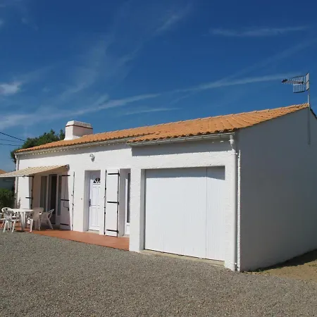 Le Maupas By Interhome