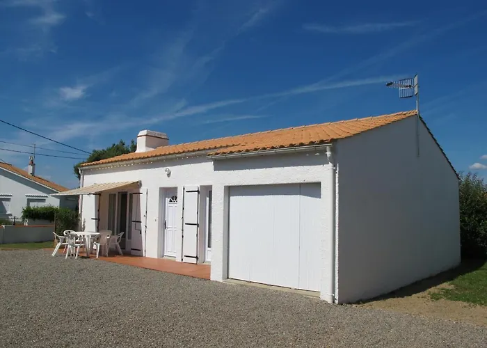 Le Maupas By Interhome