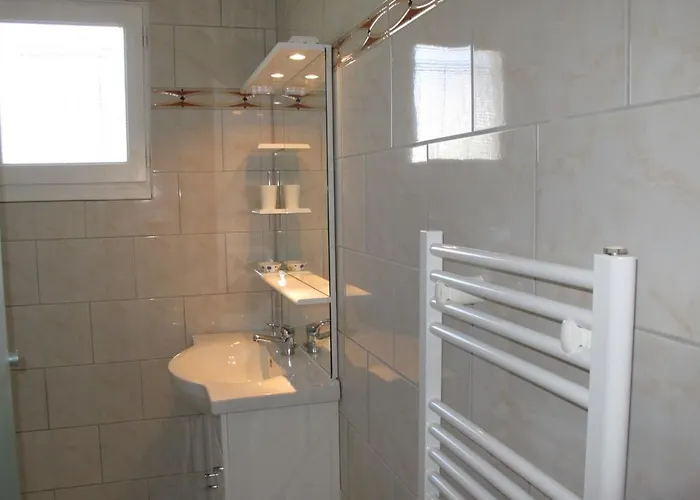 Le Maupas By Interhome *