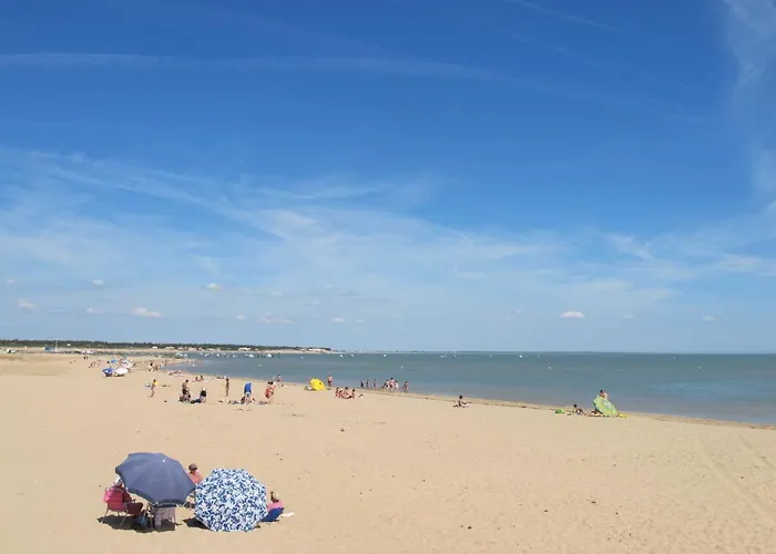 Le Maupas By Interhome