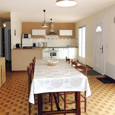 Le Maupas By Interhome